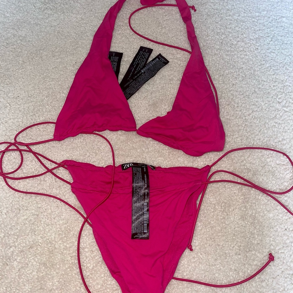 Zara Bikini - Picture 2 of 5